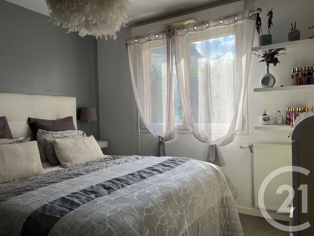 Afficher la photo en grand Appartement F4 à vendre - 4 pièces - 76,91 m2 - Le Blanc Mesnil - 93 - ILE-DE-FRANCE