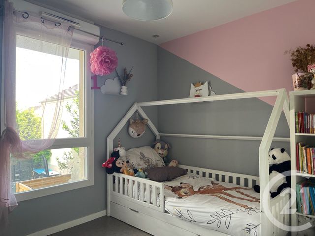 Afficher la photo en grand Appartement F4 à vendre - 4 pièces - 76,91 m2 - Le Blanc Mesnil - 93 - ILE-DE-FRANCE