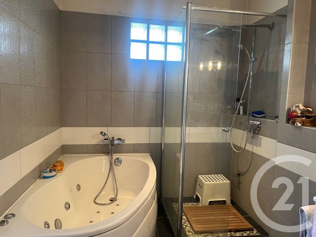 Afficher la photo en grand Maison à vendre - 6 pièces - 152,57 m2 - Le Blanc Mesnil - 93 - ILE-DE-FRANCE