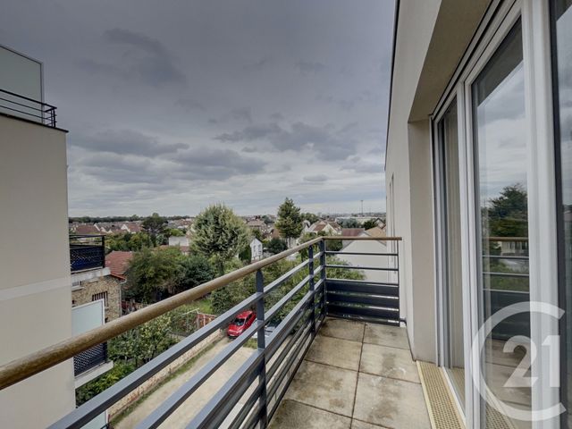 Appartement F3 à vendre - 3 pièces - 57,87 m2 - Drancy - 93 - ILE-DE-FRANCE