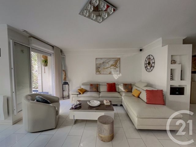 Appartement F5 &agrave; vendre - 5 pi&egrave;ces - 80,17 m2 - Drancy - 93 - ILE-DE-FRANCE
