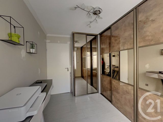Appartement F5 &agrave; vendre - 5 pi&egrave;ces - 80,17 m2 - Drancy - 93 - ILE-DE-FRANCE
