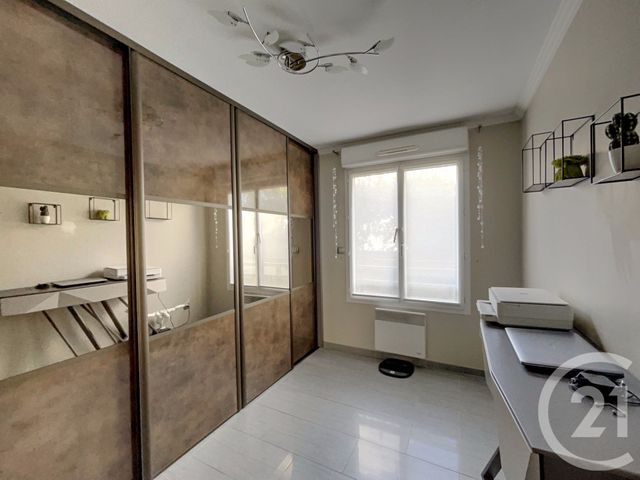 Appartement F5 &agrave; vendre - 5 pi&egrave;ces - 80,17 m2 - Drancy - 93 - ILE-DE-FRANCE