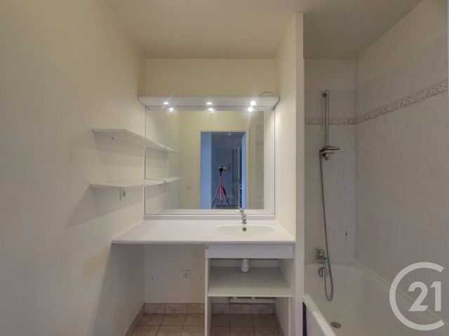 Appartement F3 à vendre - 3 pièces - 59 m2 - Drancy - 93 - ILE-DE-FRANCE