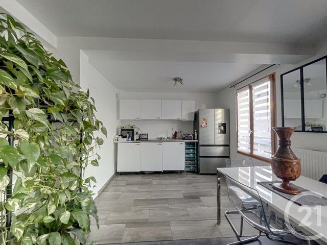 Afficher la photo en grand Maison à vendre - 8 pièces - 150 m2 - Le Blanc Mesnil - 93 - ILE-DE-FRANCE
