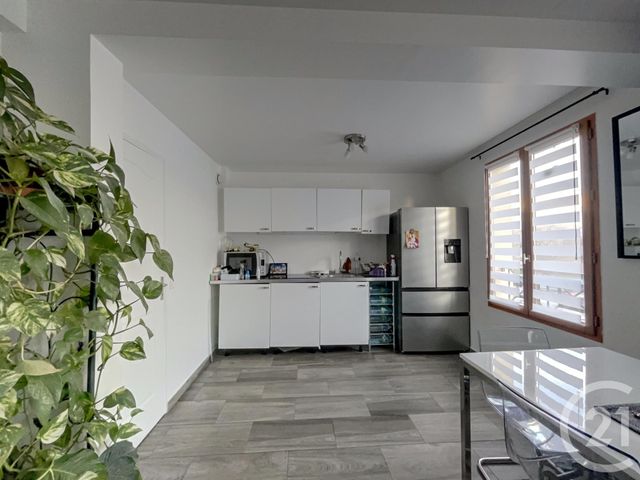 Afficher la photo en grand Maison à vendre - 8 pièces - 150 m2 - Le Blanc Mesnil - 93 - ILE-DE-FRANCE