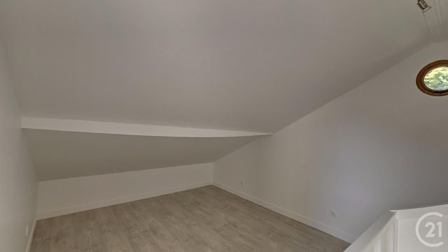 Appartement Duplex à vendre - 2 pièces - 25,39 m2 - Le Blanc Mesnil - 93 - ILE-DE-FRANCE